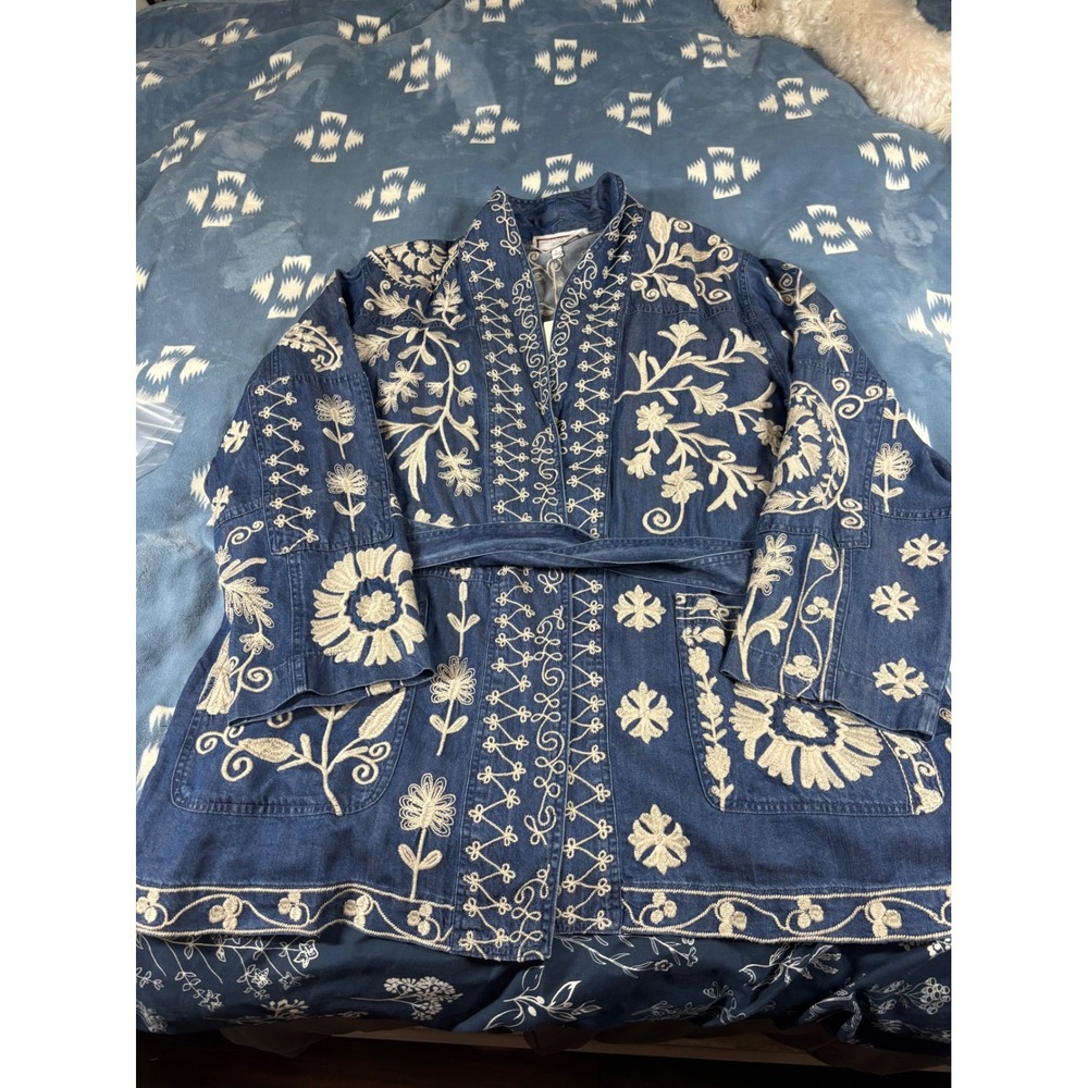 Johnny Was Workshop Denim Kimono Jacket XL Blue Floral Embroidered Wrap Belted